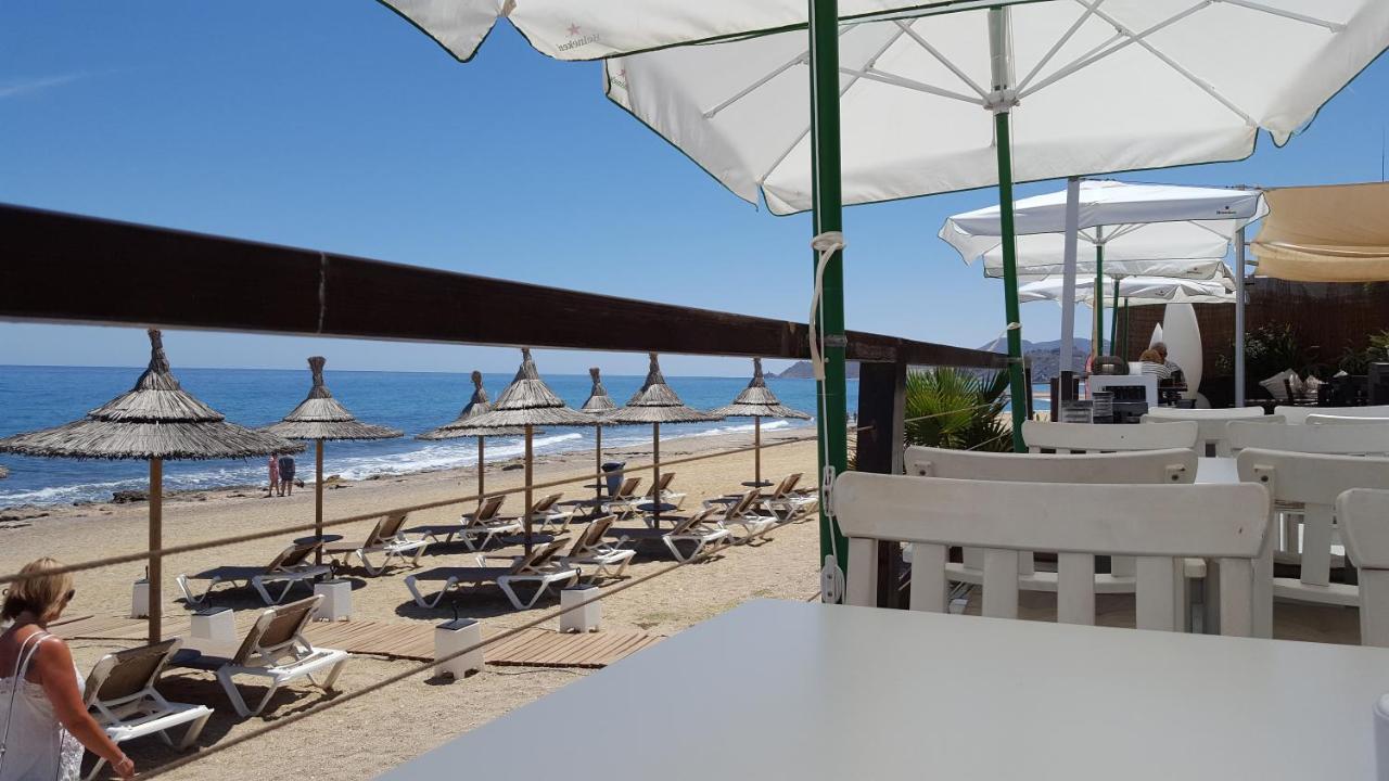 מוחקאר South Facing Apartment, Fantastic Sea Views,Terrace, 300M Beach מראה חיצוני תמונה