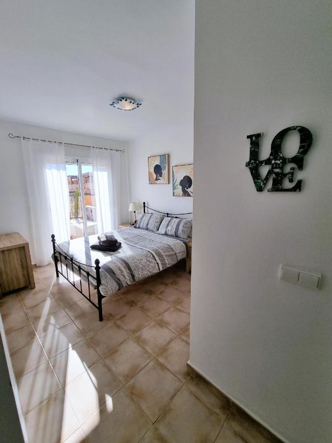 מוחקאר South Facing Apartment, Fantastic Sea Views,Terrace, 300M Beach מראה חיצוני תמונה